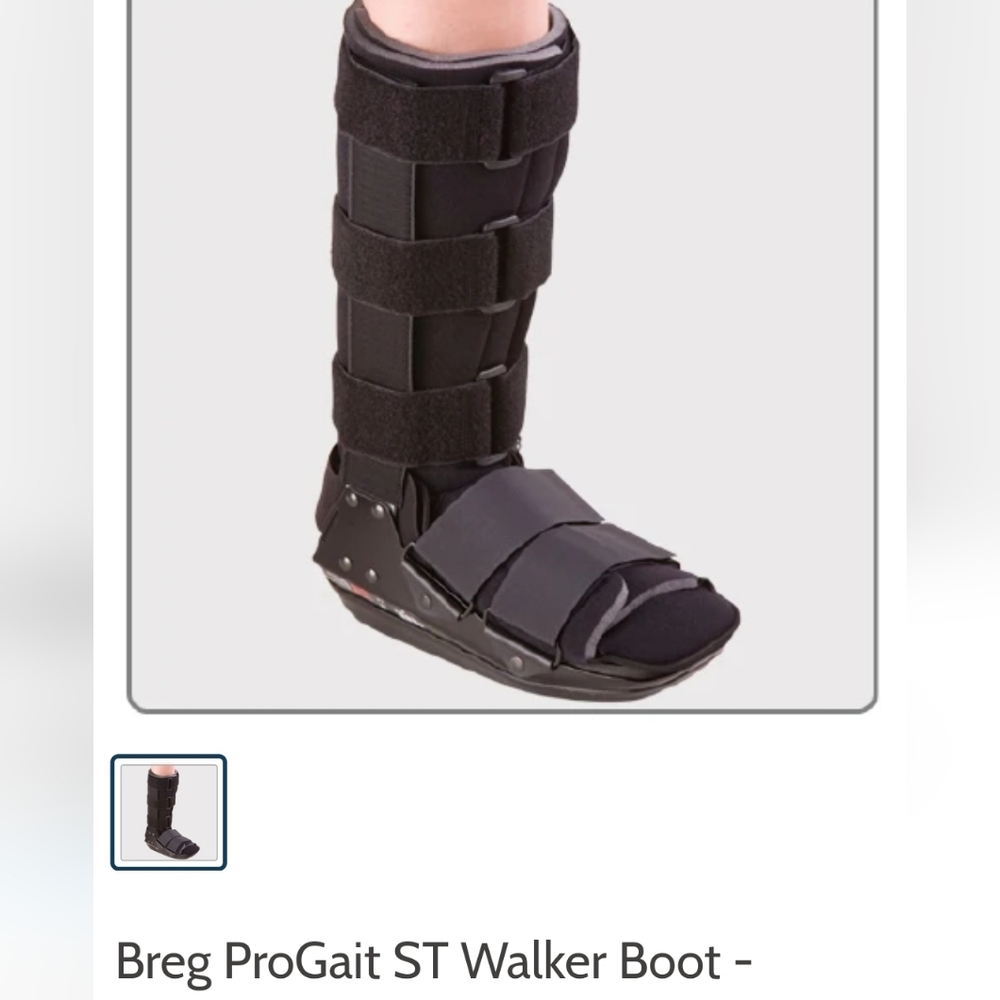 NEW- NWT Breg ProGait ST Walker Boot - ProGait ST Walker Boot size M